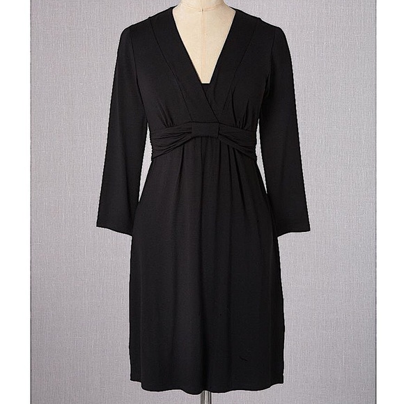 Boden Dresses & Skirts - Boden Black Jersey Tunic Dress